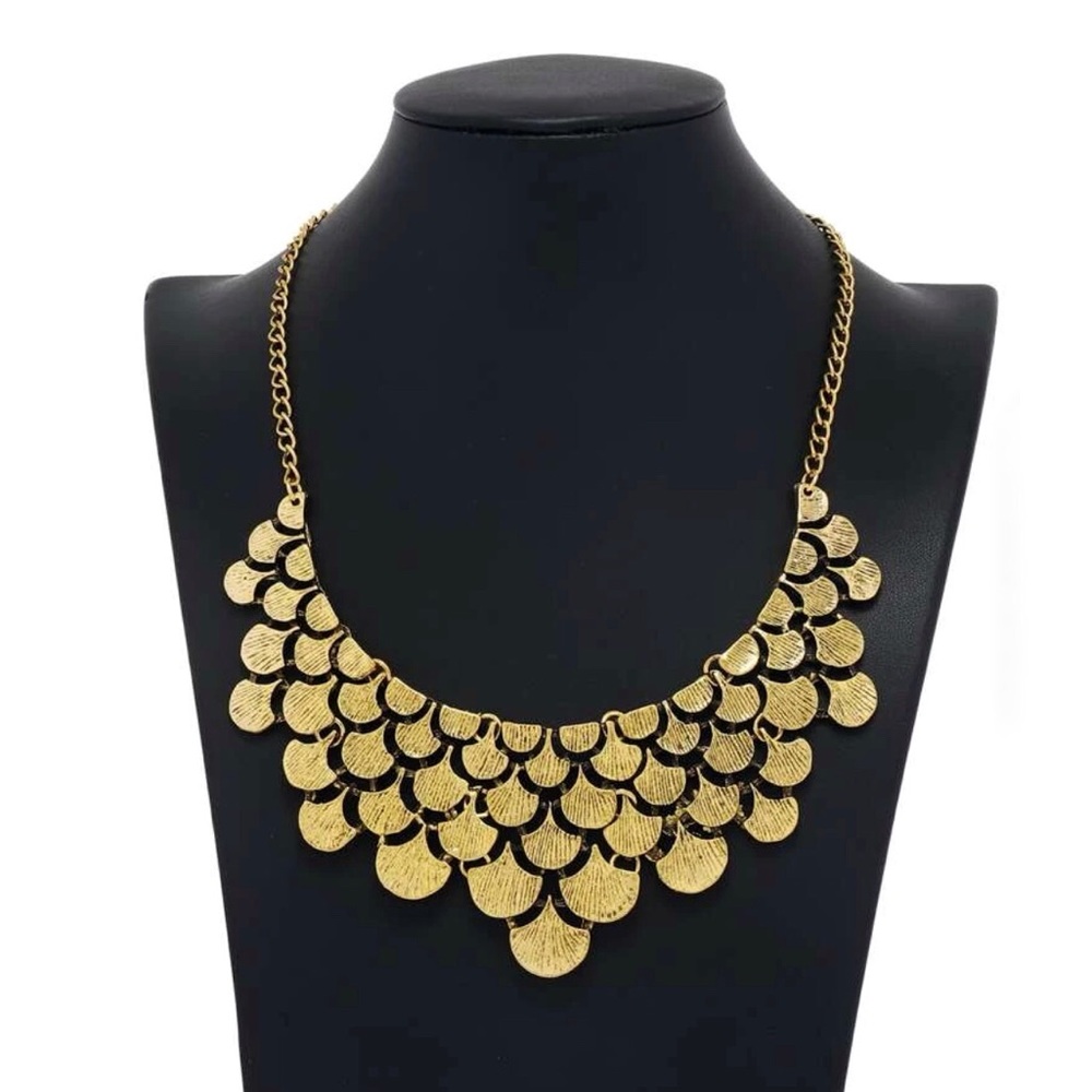 New Golden Gingko Leaf Collar Statement Necklace / Bib Metal Panel Necklace